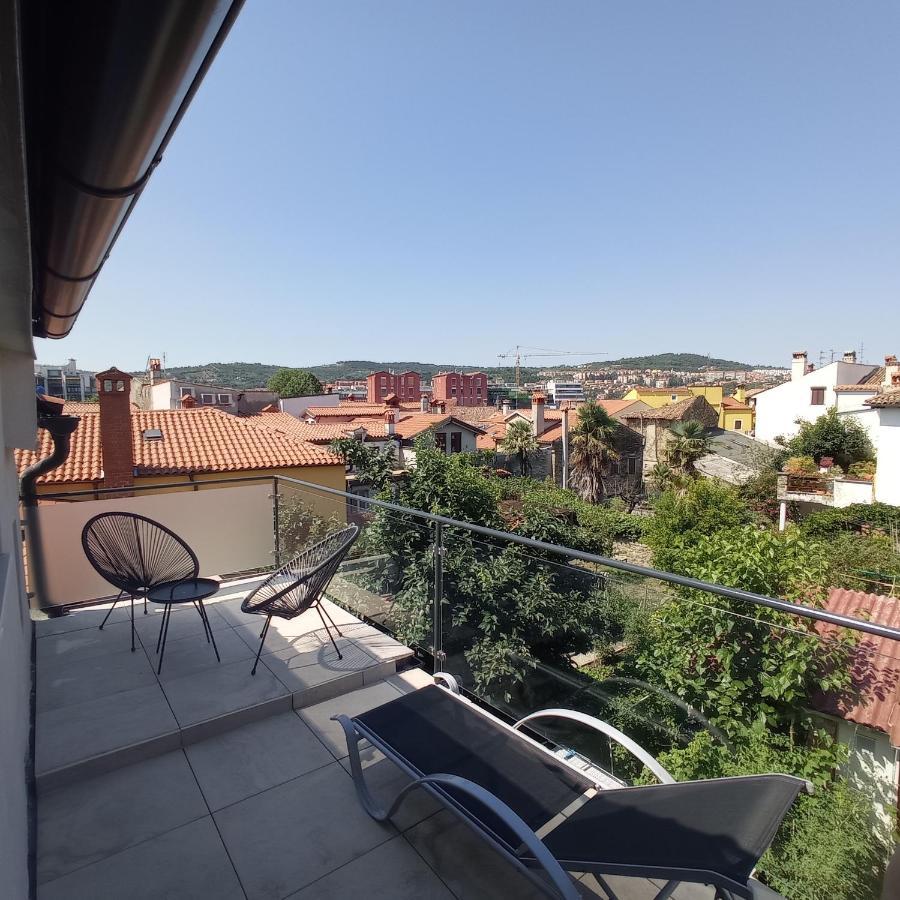 Apartmaja Eva&Pia Koper Bagian luar foto