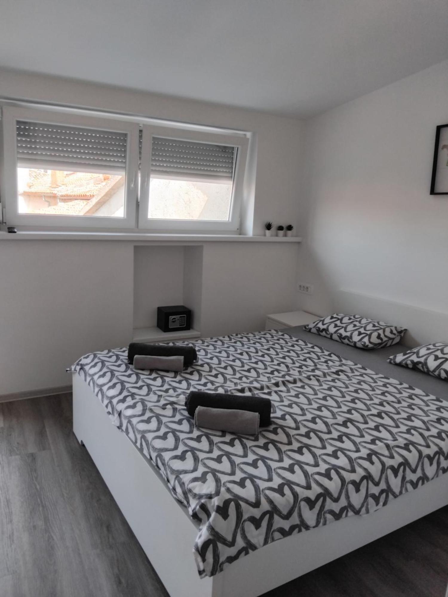 Apartmaja Eva&Pia Koper Bagian luar foto